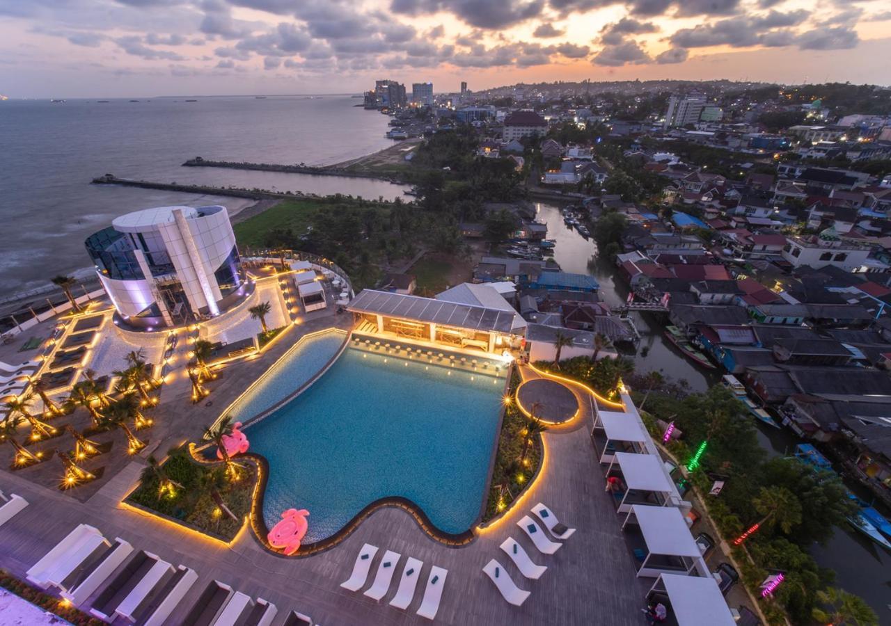 Pentacity Hotel Balikpapan Zewnętrze zdjęcie