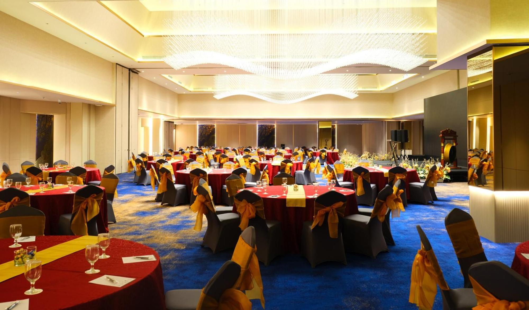 Pentacity Hotel Balikpapan Zewnętrze zdjęcie