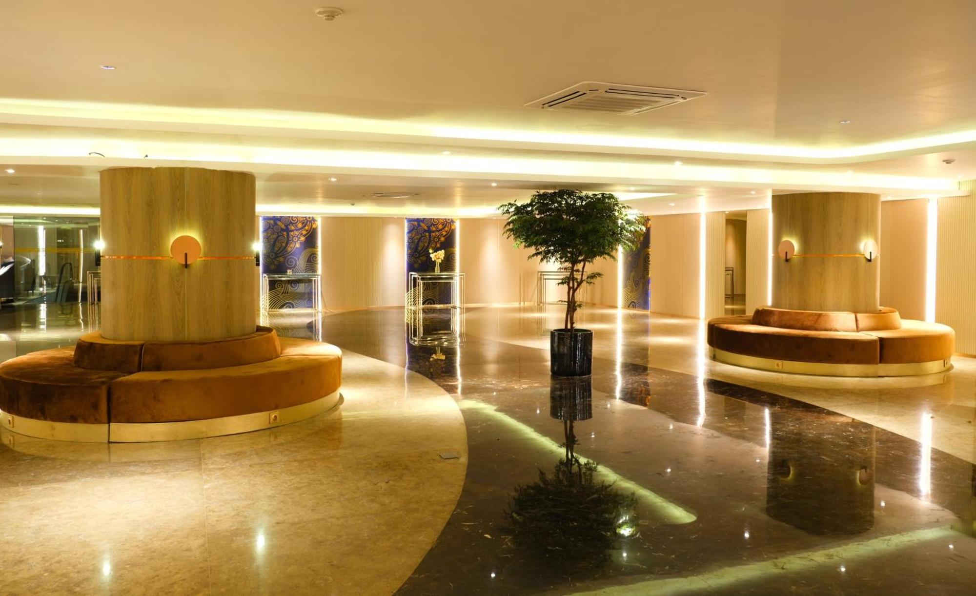 Pentacity Hotel Balikpapan Zewnętrze zdjęcie
